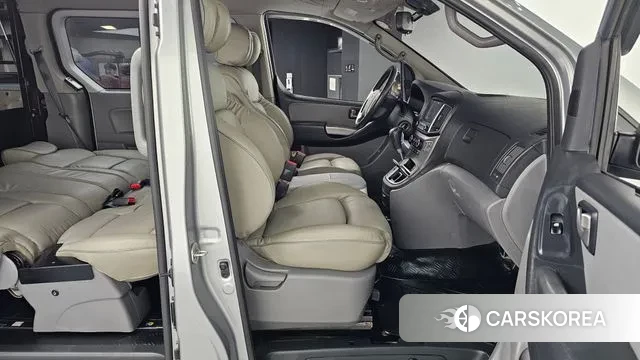 Hyundai The New Grand Starex 2019 Серебряный из Кореи, фото 2