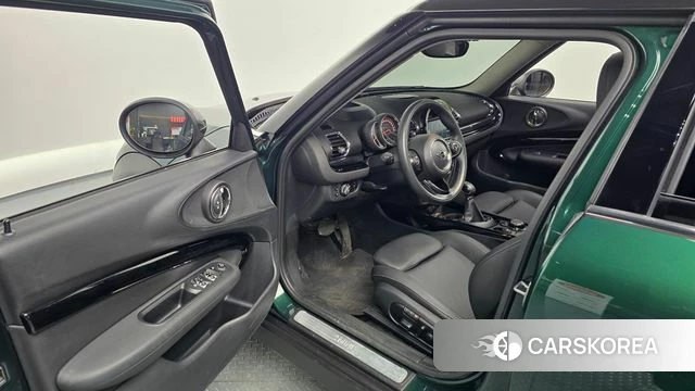 Mini Cooper Clubman 2019 Темно-зеленый из Кореи, фото 2