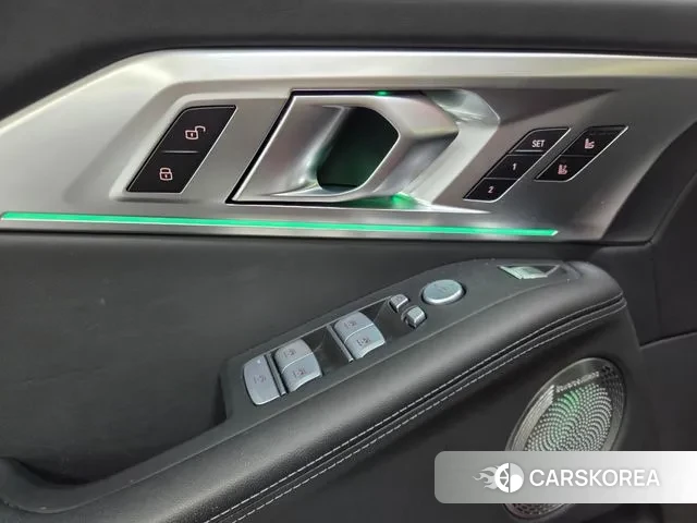 BMW XM (G09) 2023 Оранжевый из Кореи, фото 2