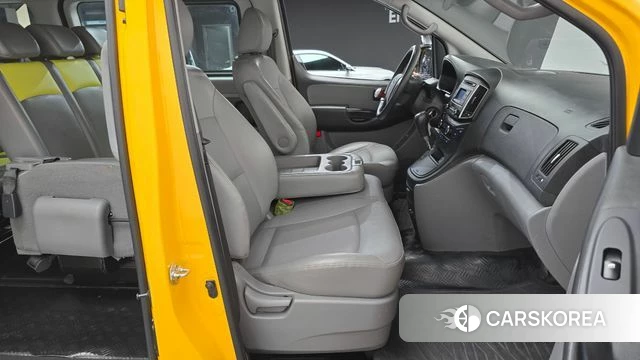 Hyundai The New Grand Starex 2018 Желтый из Кореи, фото 2