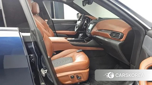 Maserati Levante 2019 Синий из Кореи, фото 2