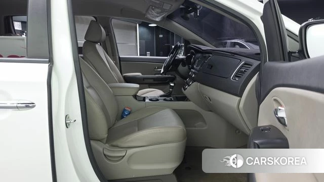 Kia The New Carnival 2020 Белый из Кореи, фото 2