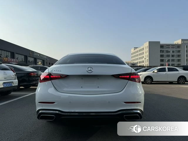 Mercedes-Benz Class C 2022 Белый из Китая, фото 2