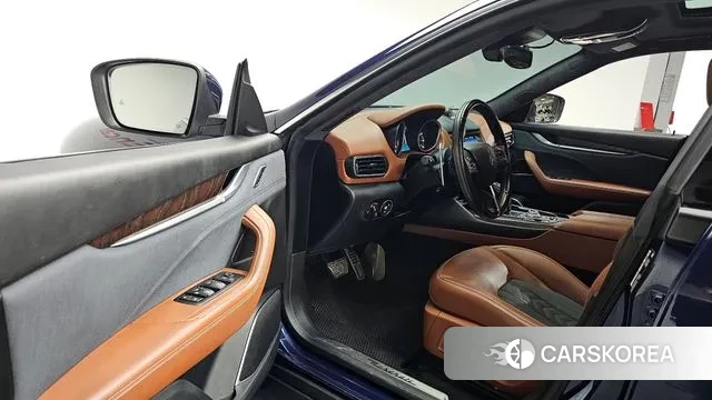 Maserati Levante 2020 Синий из Кореи, фото 2