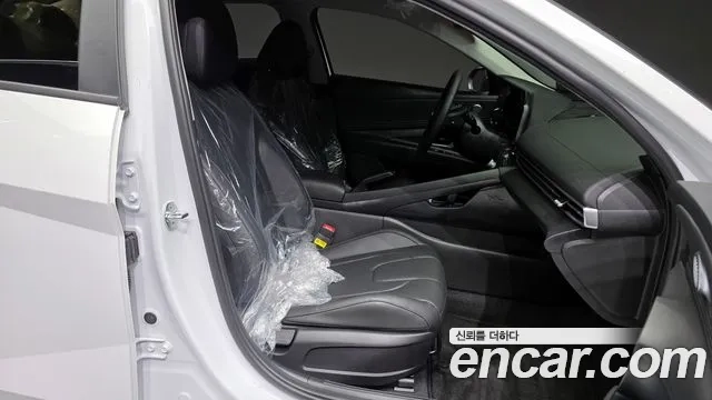 Hyundai Avante (CN7) 2023 Белый из Кореи, фото 2