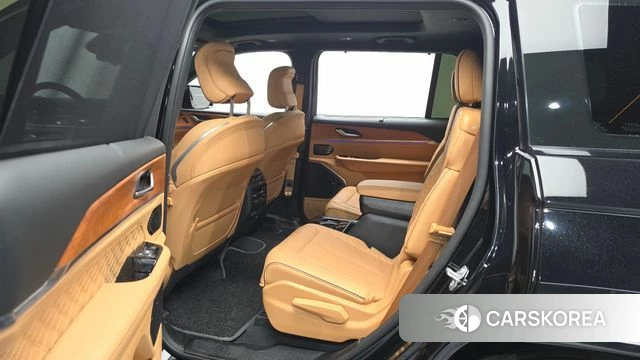 Jeep Grand Cherokee (WL) 2023 Черный из Кореи, фото 2