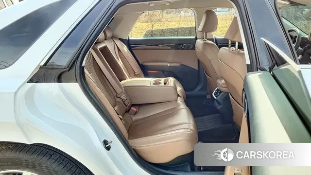 Hyundai Grandeur Hybrid (GN7) 2024 Белый из Кореи, фото 2