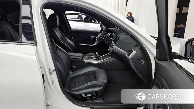 BMW 3 Series (G20) 2020 Белый из Кореи, фото 2