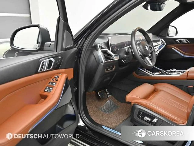 BMW X7 (G07) 2025 Черный из Кореи, фото 2