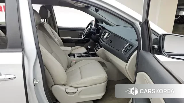 Kia The New Carnival 2020 Серебряный из Кореи, фото 2
