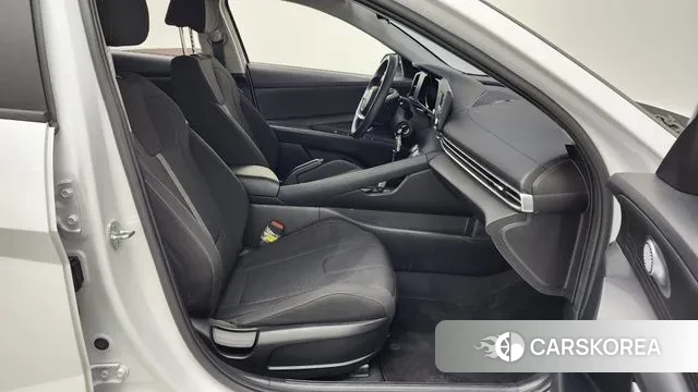 Hyundai Avante (CN7) 2021 Белый из Кореи, фото 2