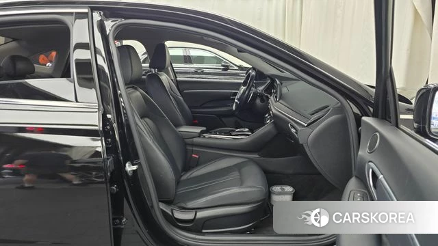 Hyundai Sonata (DN8) 2019 Черный из Кореи, фото 2