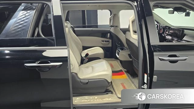 Kia Carnival 4th generation 2020 Черный из Кореи, фото 2