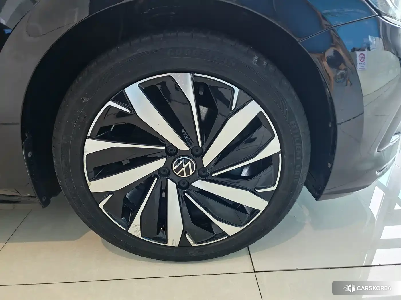 Volkswagen Passat 2024 Черный из Китая, фото 2