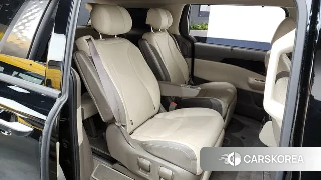 Kia The New Carnival 4th Generation 2024 Черный из Кореи, фото 2