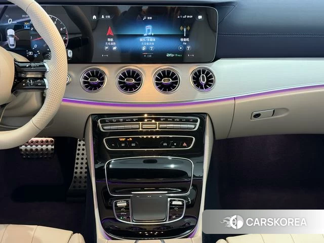 Mercedes-Benz E-class (imported) 2023 Зеленый из Китая, фото 2