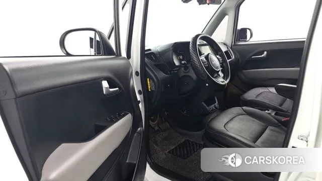 Kia The New Kia Ray 2023 Белый из Кореи, фото 2