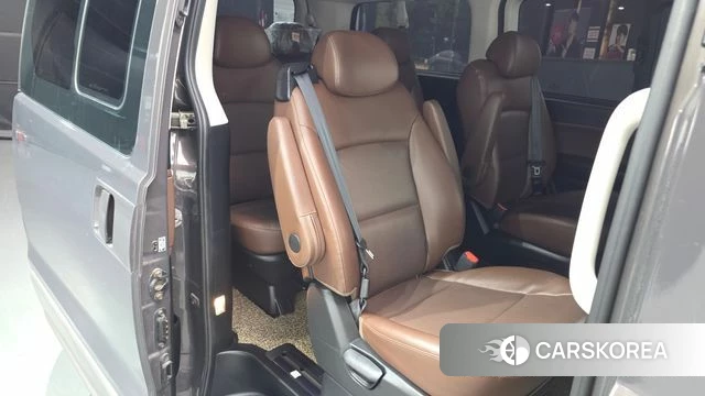 Hyundai The New Grand Starex 2019 Серый из Кореи, фото 2