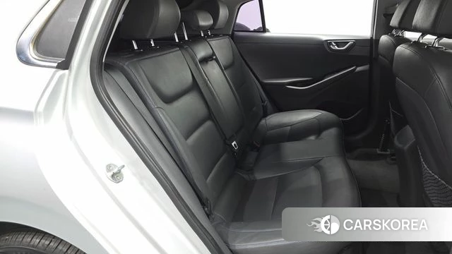 Hyundai Ionic Hybrid 2019 Серебристо-серый из Кореи, фото 2