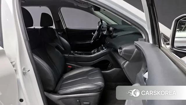 Hyundai The New Santa Fe 2021 Белый из Кореи, фото 2