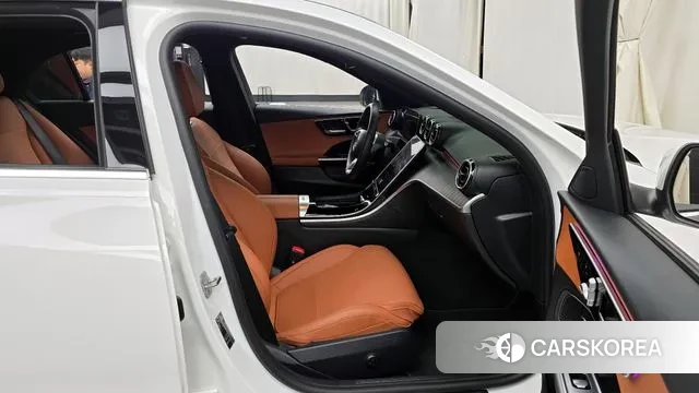 Mercedes-Benz C-Class W206 2024 Белый из Кореи, фото 2