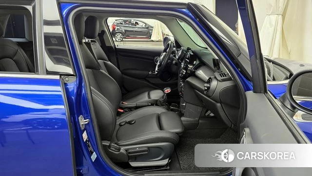 Mini Cooper 2018 Синий из Кореи, фото 2