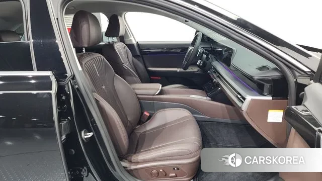 Hyundai Grandeur Hybrid (GN7) 2023 Черный из Кореи, фото 2