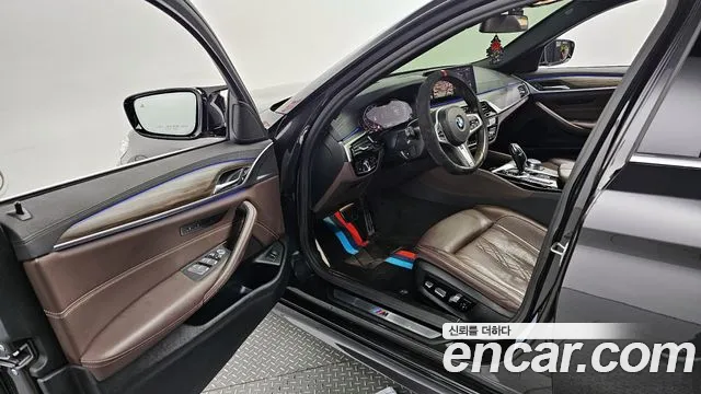 BMW 5 Series (G30) 2020 Серый из Кореи, фото 2