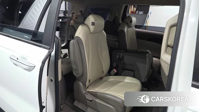 Kia Carnival 4th generation 2021 Белый из Кореи, фото 2