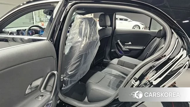 Mercedes-Benz A-Class W177 2025 Черный из Кореи, фото 2