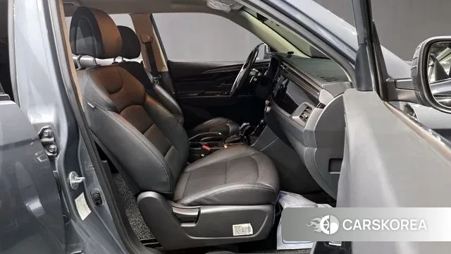 Ssangyong Beautiful Korando 2019 Серый из Кореи, фото 2