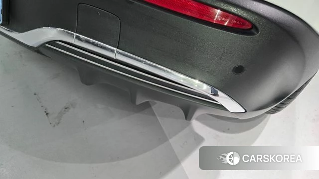 Mercedes-Benz EQB X243 2025 Белый из Кореи, фото 2