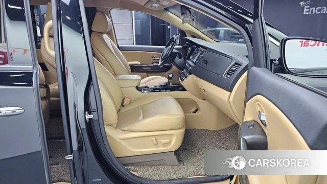 Kia The New Carnival 2018 Черный из Кореи, фото 2