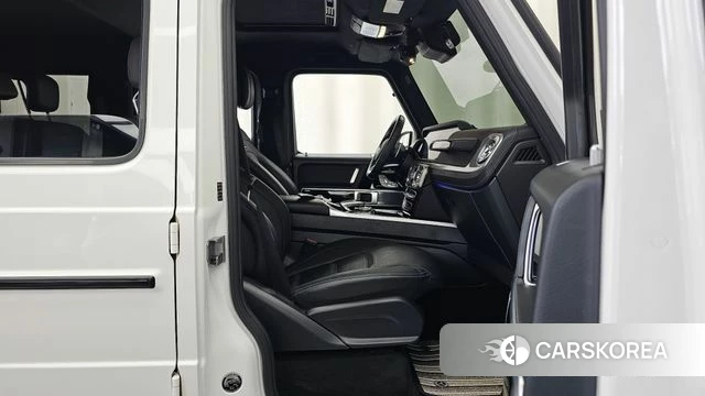 Mercedes-Benz G-Class W463b 2021 Белый из Кореи, фото 2