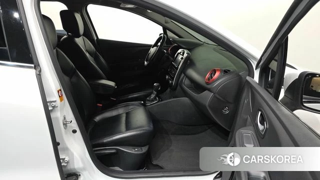 Renault Korea (Samsung) Clio 2018 Белый из Кореи, фото 2