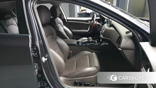 Kia Stinger 2018 Серый из Кореи, фото 2