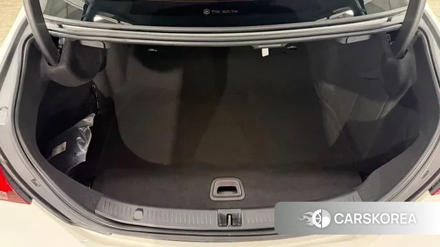 Mercedes-Benz E-Class W213 2023 Белый из Кореи, фото 2