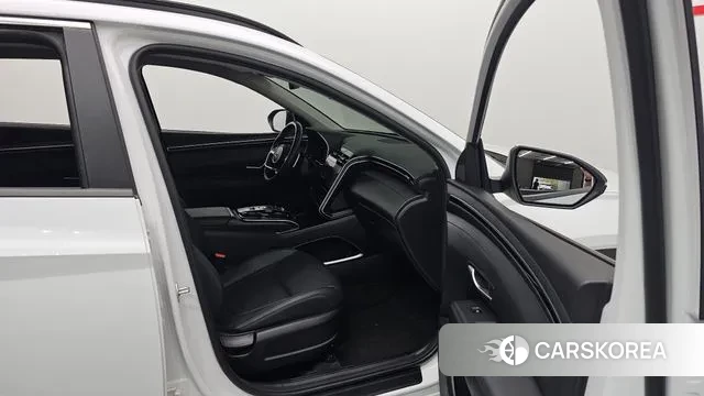 Hyundai Tucson (NX4) 2021 Белый из Кореи, фото 2