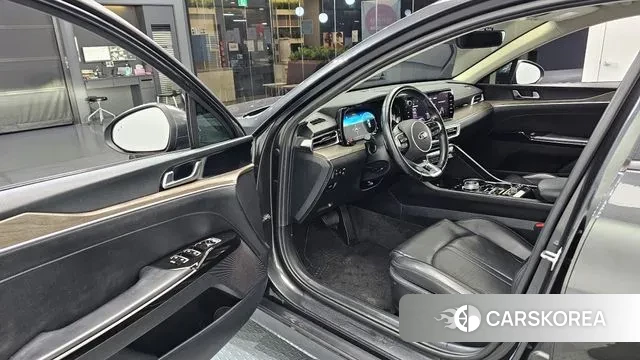 Kia K5 3rd generation 2021 Серый из Кореи, фото 2