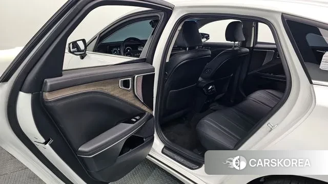 Kia K8 Hybrid 2024 Белый из Кореи, фото 2