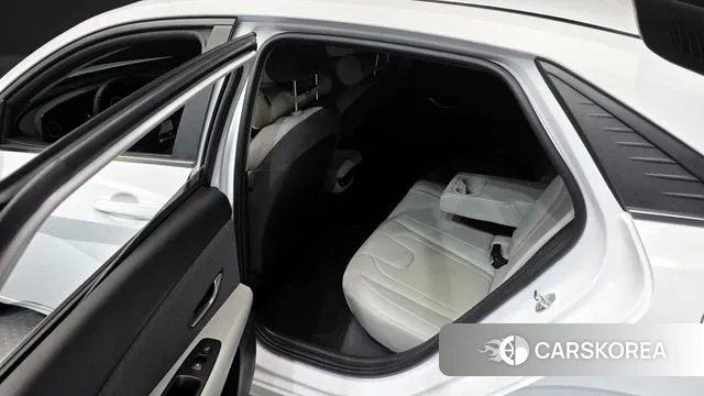 Hyundai Avante (CN7) 2021 Белый из Кореи, фото 2