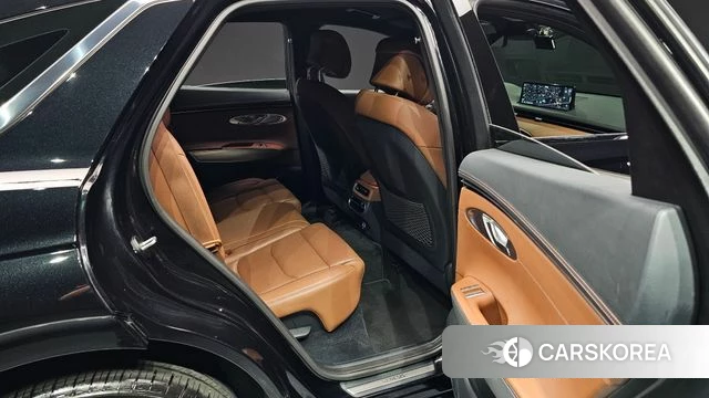 Genesis GV70 2022 Черный из Кореи, фото 2