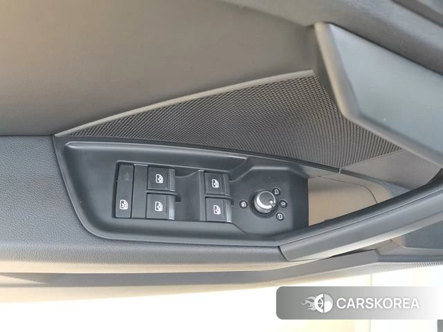 Audi A3 2022 Белый из Китая, фото 2