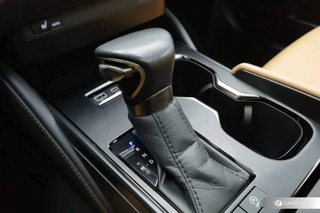 Lexus ES 2022 Серебристо-серый из Китая, фото 2