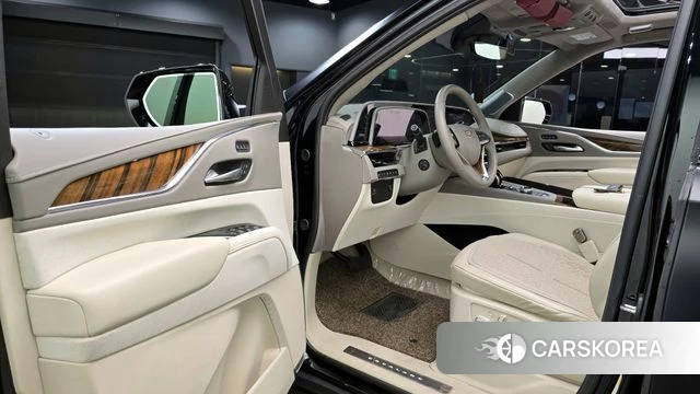 Cadillac Escalade 5th Generation 2023 Черный из Кореи, фото 2
