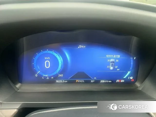 Ford Explorer 6th Generation 2022 Черный из Кореи, фото 2