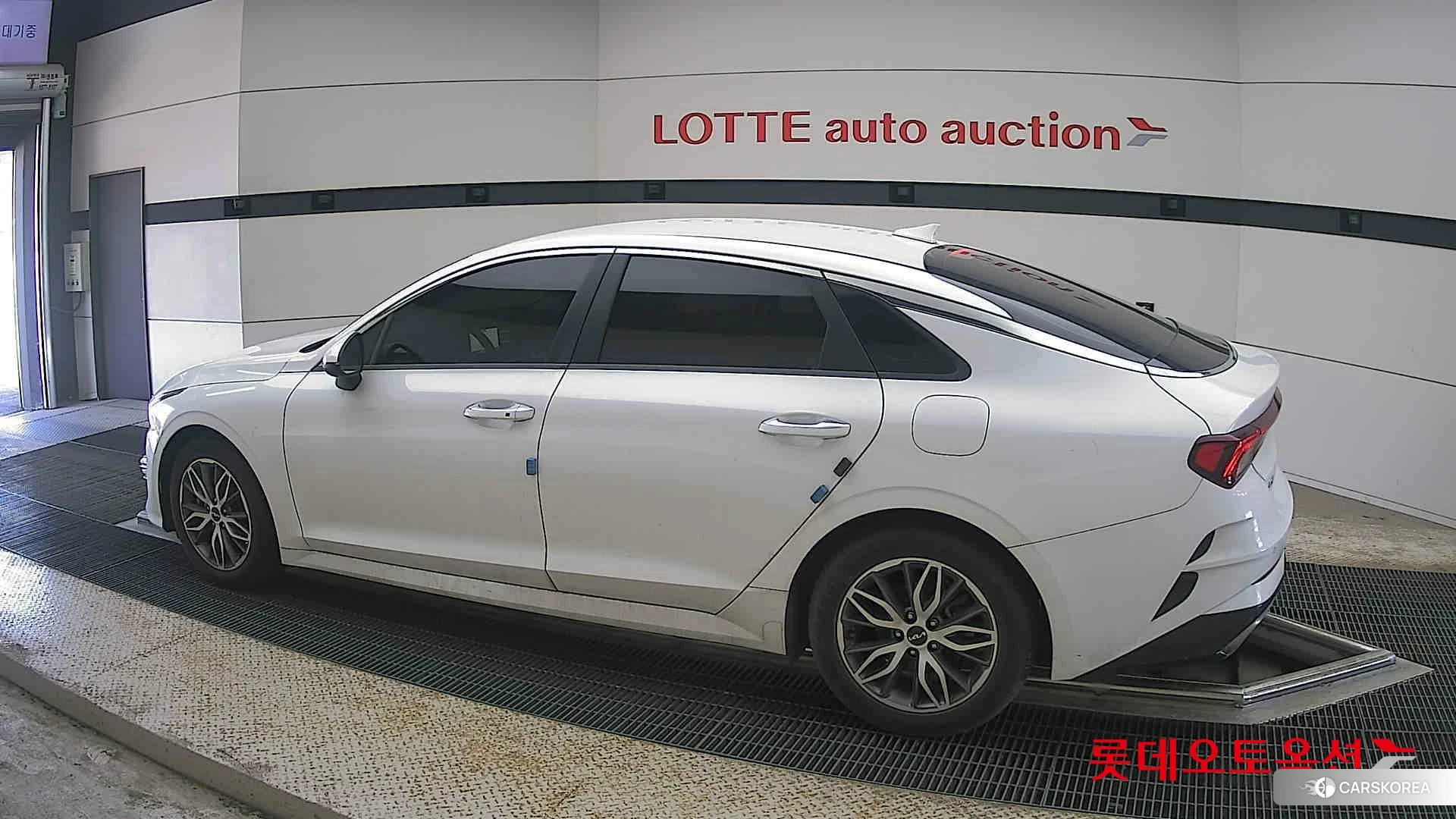 Kia K5 2022 Snow White Pearl (optional) из Кореи, фото 2