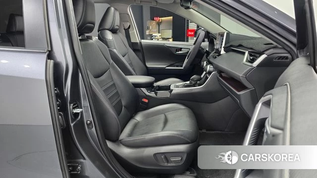 Toyota RAV4 5th Generation 2022 Серый из Кореи, фото 2