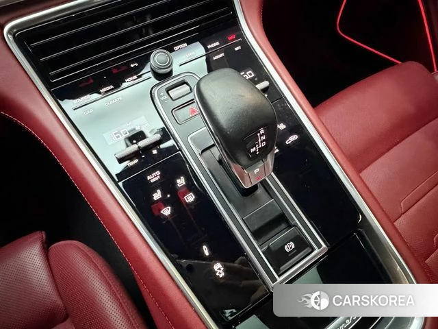 Porsche Panamera (971) 2022 Синий из Кореи, фото 2