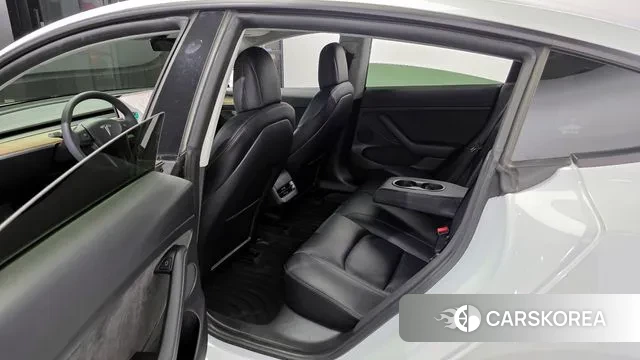 Tesla Model 3 2021 Белый из Кореи, фото 2